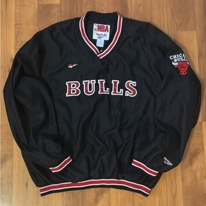 Vintage 90’s Reebok NBA Chicago Bulls Black Pullover Jacket